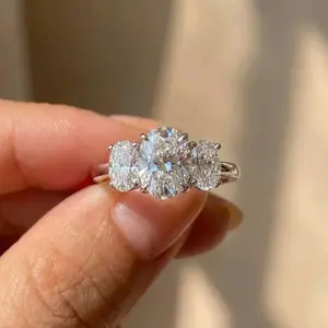 925 Sterling Silver Classic Sparkling Oval Zircon Rings For Women High Quality Wedding Party Trendy Jewelry Anniversary Gift