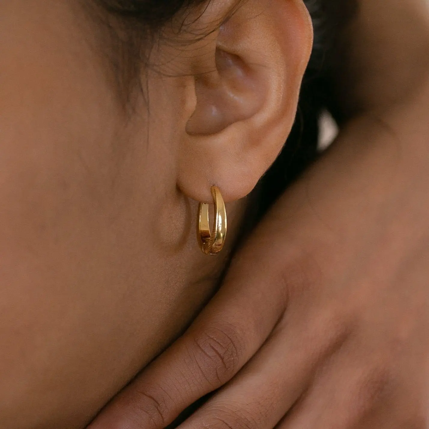 Paris Oval Hoops by Caitlyn Minimalist - Chunky Hinged Hoop Earrings - Minimalist Gold Jewelry - Perfect Gift for Her
