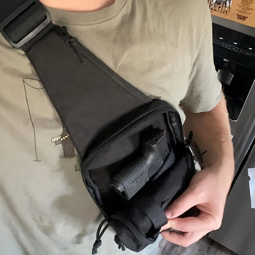 Men's and women's outdoor tactical shoulder bag - concealed carry chest bag - Ccw messenger bag - vertical shoulder bag shoulder strap chest bag, suitable for hiking, daily commuting, multi-functional sports bag, Christmas gift