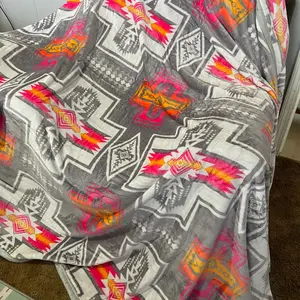 RULY THROW BLANKET KING SIZE