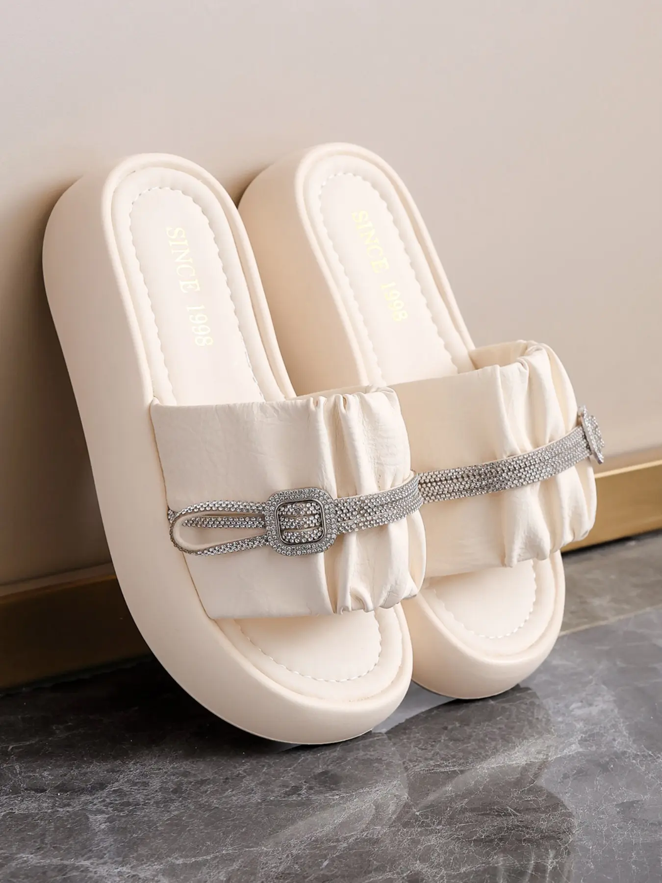 Coquette Cream Puff Platform Slides, Bling Buckle Soft Sandals, Casual PU Leather Slippers, Rubber Sole, Plain Pattern, Less Than Ankle Height