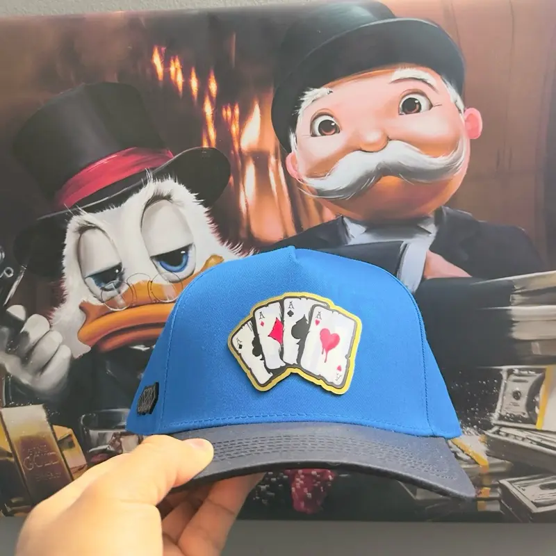 Pokar hats