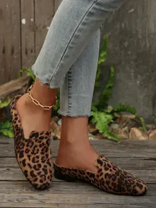 Fashion Leopard Print Slip on Loafers, Casual Comfortable Flat Shoes for Daily Wear, Lightweight Slip ons Breathable Shoes for Women & Girls, Running