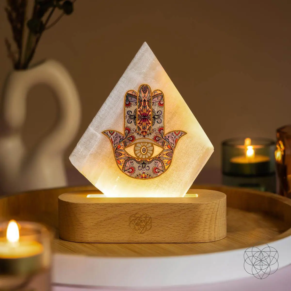 My Aura Spa Crystal Lamp, Hand Motif Natural Crystal Decoration, Unisex Rejuvenating Glow Light for Relaxing Mood