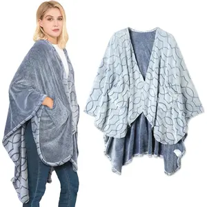 Double-Sided Wearable Blanket Ultra Soft Flannel Shawl Blanket, Reversible Blanket,with Pockets, for Women and Men