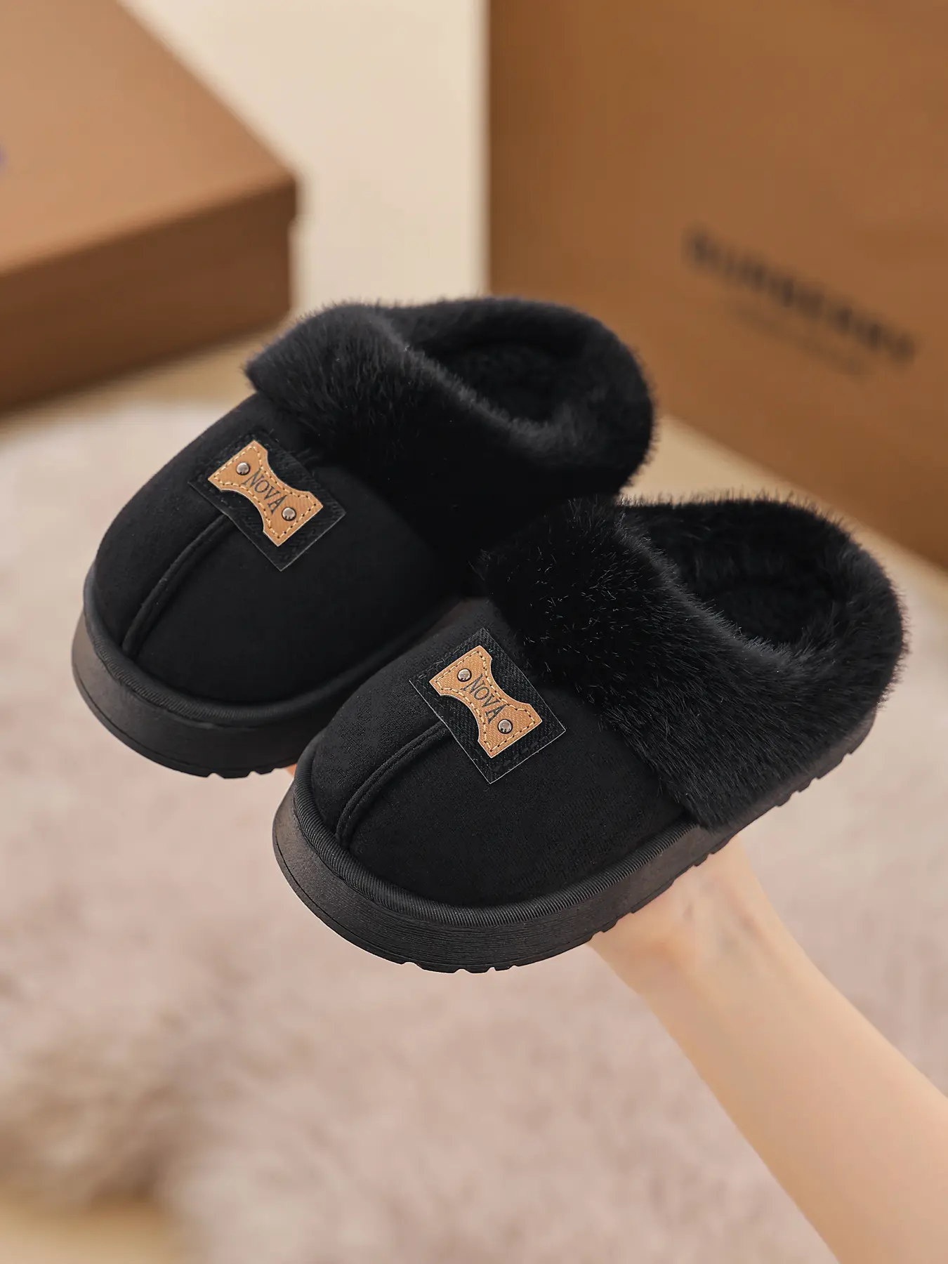 Autumn Winter Slippers, Anti-Slip Warm Plush Indoor Home Shoes, Fashionable Thick Fur Slippers for Boys & Girls, House Slipper, Cute Soft Slippers