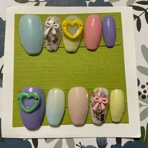 Beautiful, Hand Crafted & Designed Size Large Press On Nails Set #282