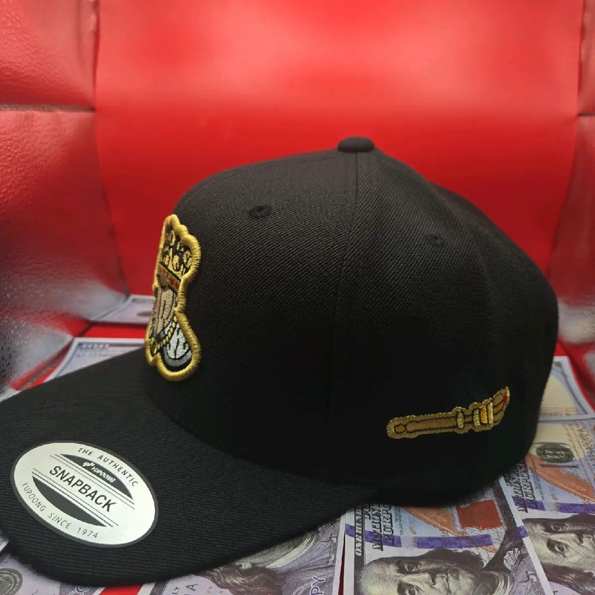 Gorra del Rey Enano bordado 3D yupoong snapback