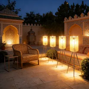 Solar-Powered Outdoor Floor Lamp Handcrafted Wicker Lantern Wrought Iron Tripod Lantern Housewarming Gift Rustic Indoor/Outdoor Decorative Lamp, These Woven Lamps Provide Decorative Lighting for Gardens, Yards, Patios, And Pathways.