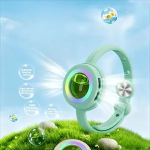 1Pc Mosquito Repellent Watch, Summer Anti-Mosquito Portable Silicone Bracelet, Comfortable to Wear for Men & Women, Physical Insect Repellent for Outdoor, Camping, Home, Family Gatherings & Indoor Use