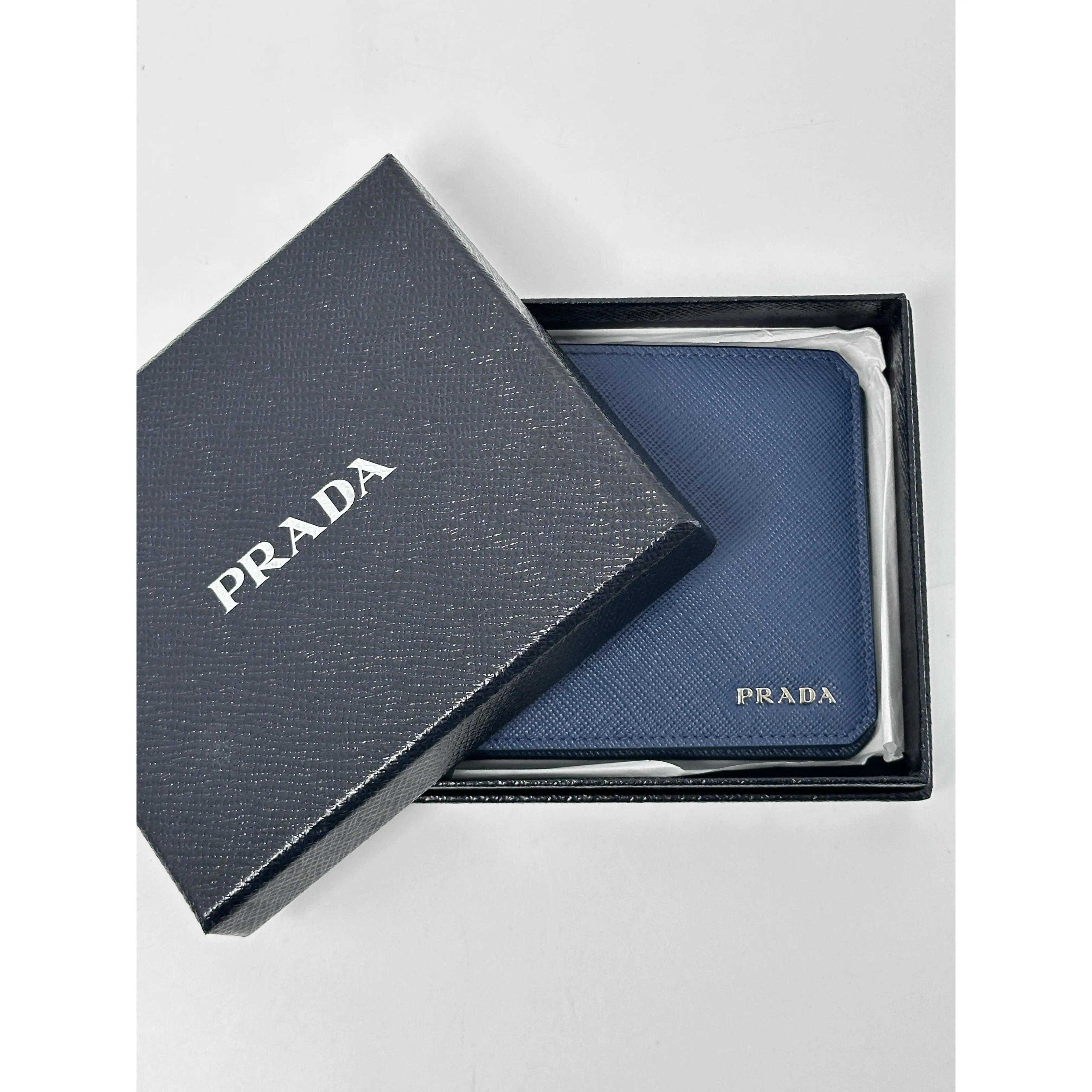 Pre-owned PRADA Leather Wallet Blue Saffiano Bifold JA1158PR