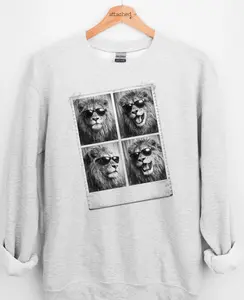 Lion Photobooth Graphic Top