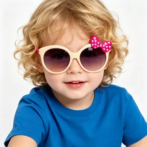 Disney Minnie Fashion Sunglasses Classic Mickey Mouse Design Stylish Eyewear Accessory for Everyday Wear Perfect for Fans