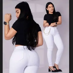 Skiny Blanco Jean - Women's High-Waisted White Jeans with Gold Chain Detail for Stylish Comfort - Womenswear, Bottom