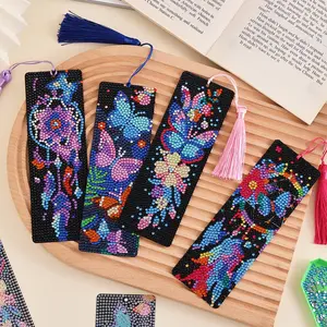 4 Pcs Diamond Bookmark Set , Butterfly & Flowers DIY Book Mark With Colored Tassels, Durable PET Single-sided Floral Pattern Sticker Bookmark Kit, Planner Accessories For Book Lover Birthday Gifts Home Office Decor