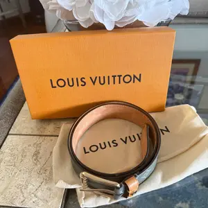 Pre-owned Louis Vuitton Mens (Unisex) Titanium LV Monogram Belt Size 90 / 36 Gray