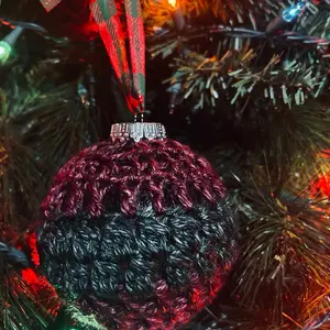 Cozy Crochet Ornaments for Holiday Decor - Festive Red & Green Handmade Christmas Tree Decorations
