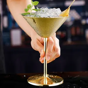 Stainless Steel Martini Cup Metal Cocktail Cup Triangle Cup Creative Goblet Sub Bar Goblet ins Wind