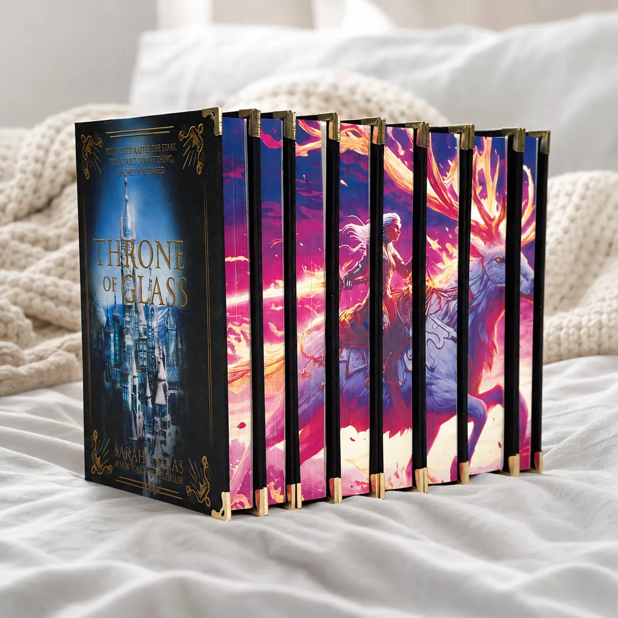 Throne Of Glass Full Series Sprayed Edges – Perfect Gift for Fantasy Book Lovers | Epic Fantasy Hardcover Books | Special Edition Collection | Collector Bookshelf