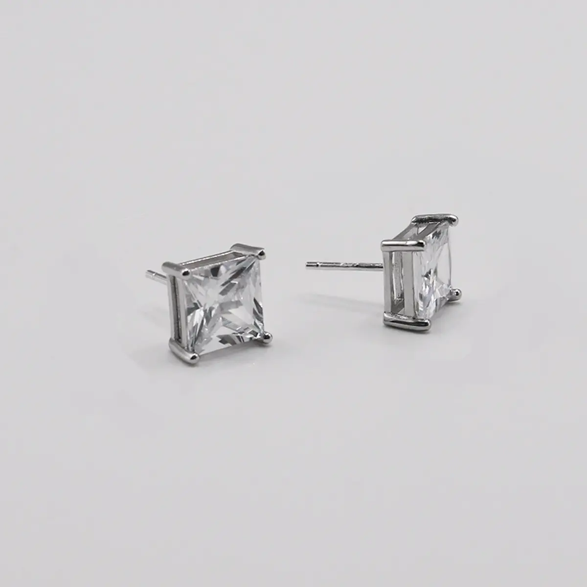 Women's Fashion sparkling zircon & Imitation Diamond & Hip Hop Stud Earrings, Trendy Sparkling Dainty& Minimalist Clothes Decoration Accessories, Chic Exquisite Matching Jewelry for Party & Daily Wear