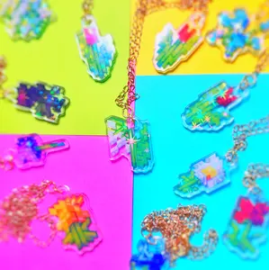 Holographic Flower Necklace