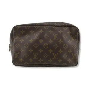 Pre-owned Louis Vuitton Monogram Canvas Small Leather Goods Trouse Toilette 28 Toiletry Bag LV1829