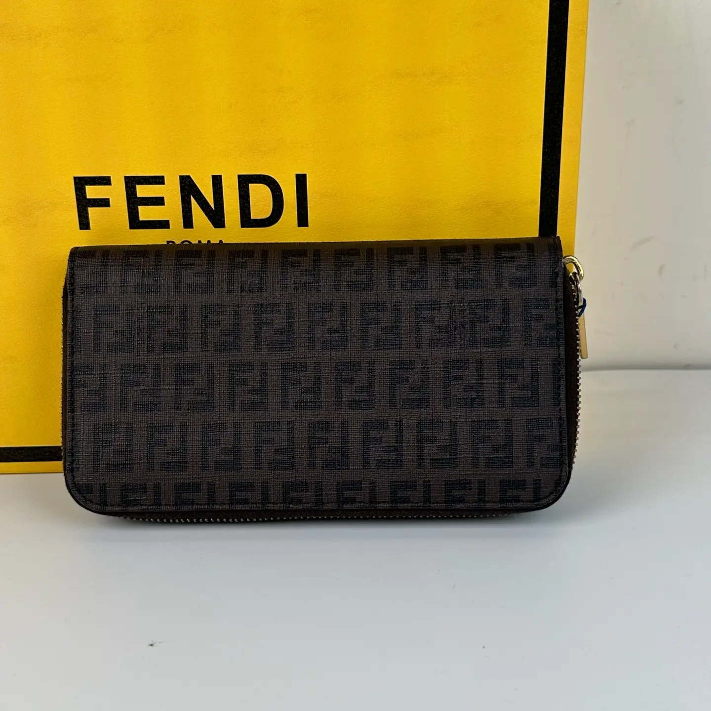 Pre-owned FENDI Zucca Canvas Zip Around Wallet CC0094