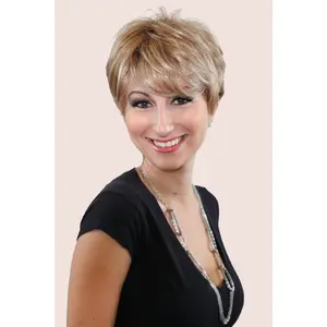 Peggy w/ Roots (short wig)