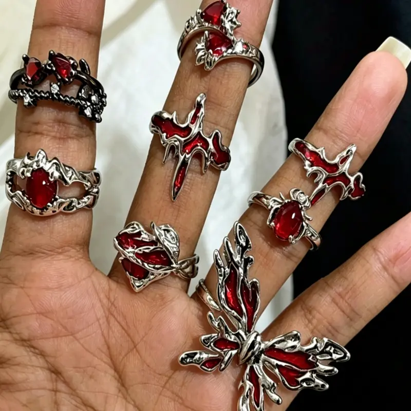 Punk Style Star & Heart & Butterfly Design Stacking Ring Set, Stackable Rings, Unique Rings, Gifts for Her, Goth Girl Jewelry, Dark Aesthetic Rings, Holloween Rhinestone Decor Y2k Adjustable Ring, Jewelry for Birthday Gift