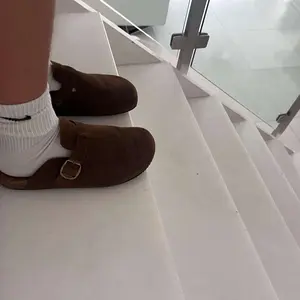 Men's Women's Adjustable Buckle Potato Shoes Suede Clogs Mens Leather Mules Cork Footbed Sandals