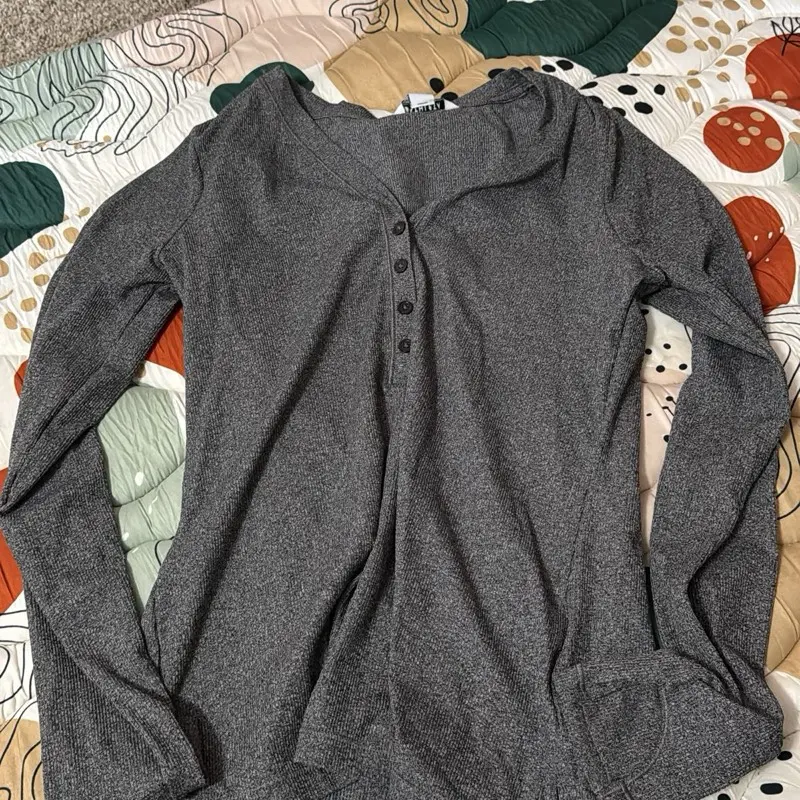 Athleta long sleeve