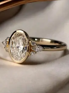 A Golden Ring Inlaid with Cubic Zirconia, A Wedding and Engagement Ring for Ladies, A Proposal Accessory, A Birthday Anniversary Gift, or A Christmas Present, Elegant Exaggerated Ring