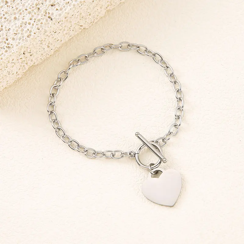 Silver 20mm fan shaped heart shaped OT b