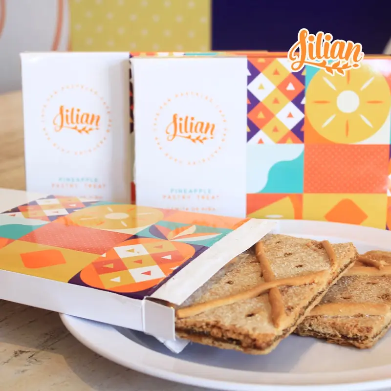 Semita de Piña Panaderia Lilian | Pineapple Filled Sweet Pastry  Salvadoreña