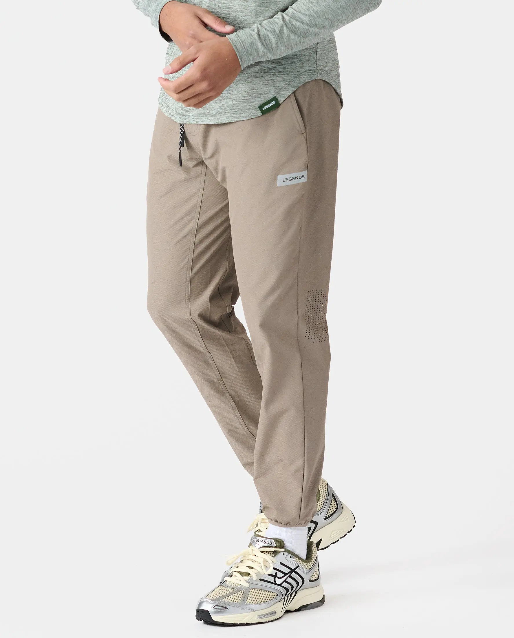 Luka HD Short Jogger Beige , Small