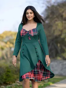 1950s Christmas Sweetheart Plaid Patchwork Dress with Green Outer and Tartan Inner Casual Red