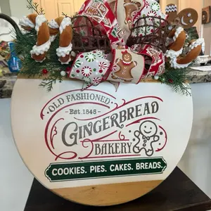 Old-fashioned Christmas gingerbread wooden round sign