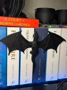 Dragon Spine Hugger - Bookshelf Dragon Decor