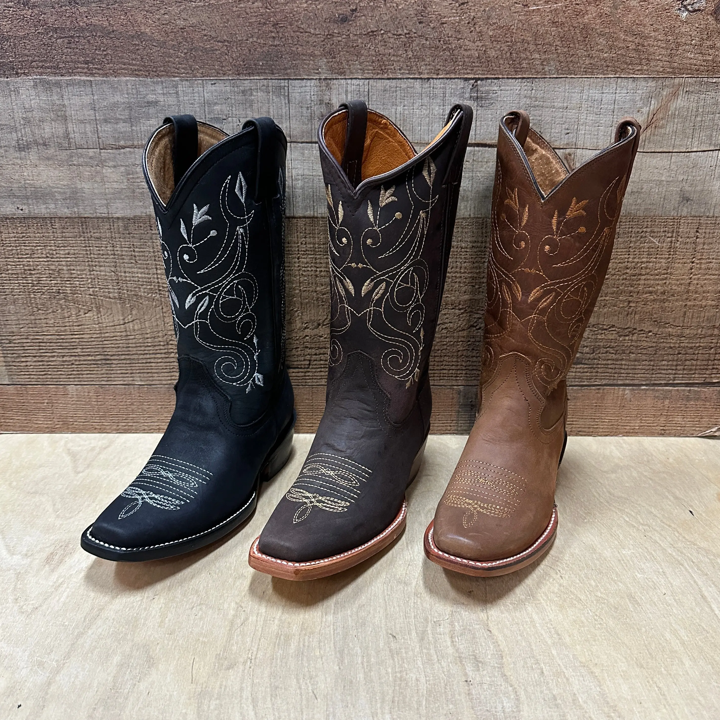 Women's Western Cowgirl Boots Snip Toe Genuine Cow Leather Handmade in Mexico Est. 404