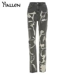 Urban Chic Distressed Jeans