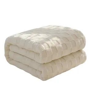 Soft Comfortable Spring Summer Autumn Throw Blanket, Lightweight Breathable Bedding, Foldable Portable Travel Blanket, Dual-Sided Velvet Design