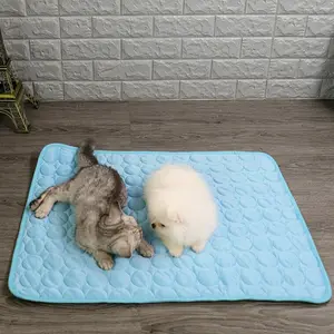 Pet Cooling Pad for Summer, Washable Non-Slip Base, No Water or Power Needed, Keeps Pets Cool and Comfortable, Suitable for Large Dogs Xl