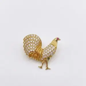Dije De Gallo De Pelea Con Zirconias Oro 14k