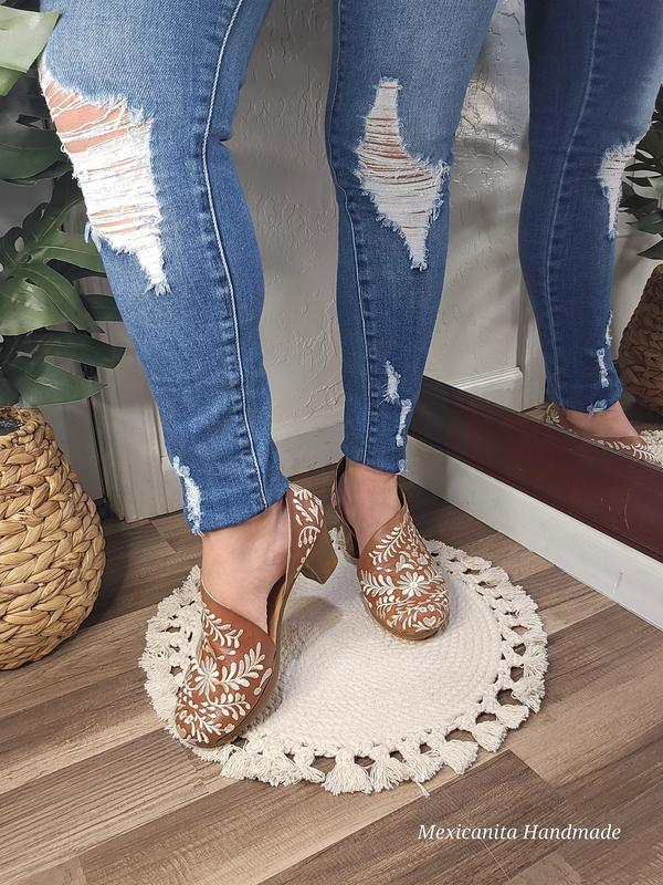Stella low heel||embroidered Mexican wedges/Mexican huarache||Mexican heels//Huarache mexicano||Mexican sandal||huarache
