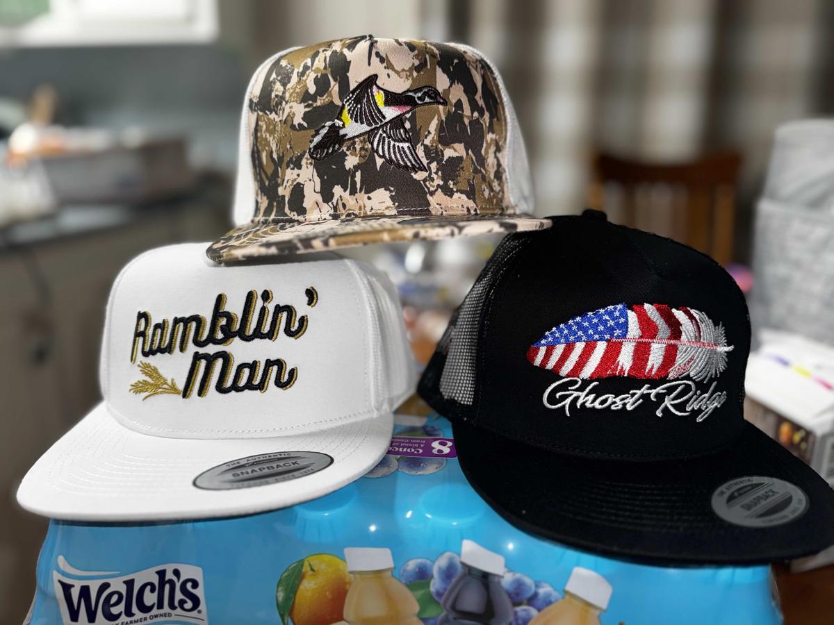 Item: 3 Mystery Box (15 Hats)