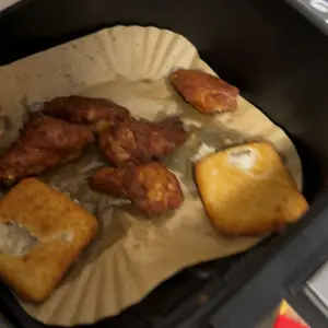 Air Fryer Liners - 100pcs Non-Stick Sheets for Baking, Roasting & Microwaving - Easy Cleanup, Single Sheets for Healthier Cooking Bakeware Kitchenware