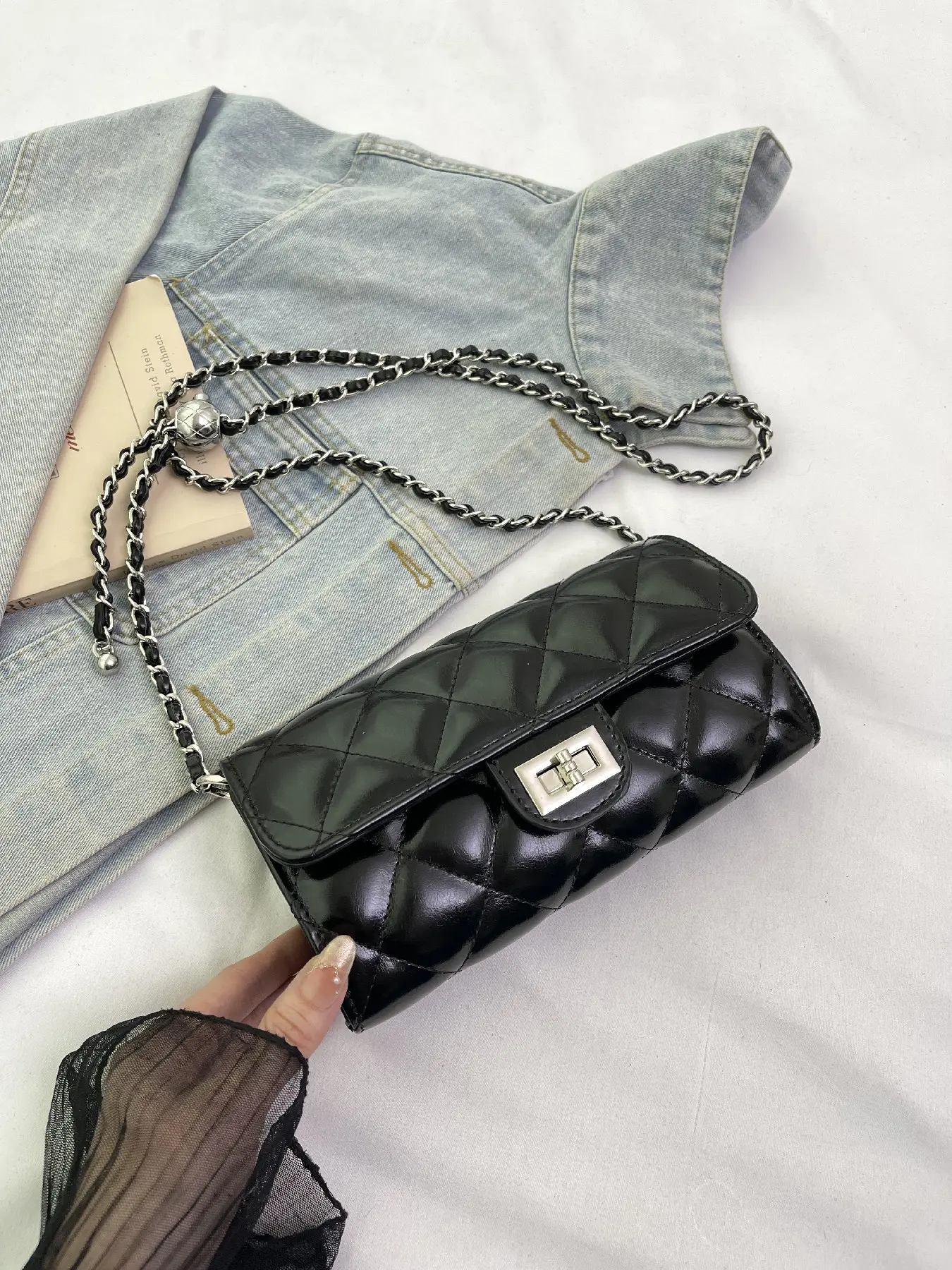 Classic Versatile Diamond Stitch Design Bag, Single Shoulder Crossbody, Suitable for Daily Use, Dates, Dinners, Stylish and Functional, Crossbody Chain Bag, Casual Crossbody Bags, Crossbody Handbags