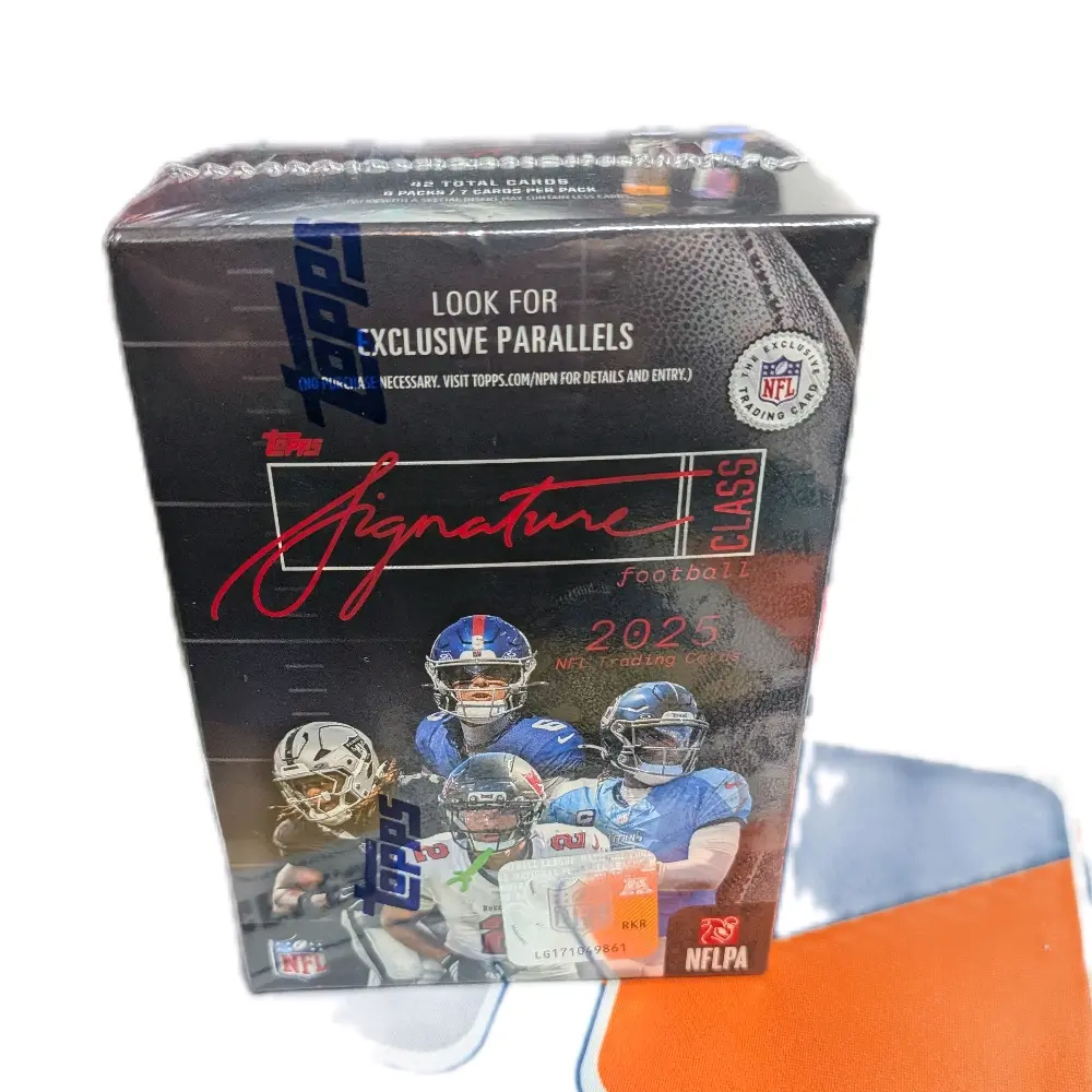 2025 Topps Signature Class Football Blaster