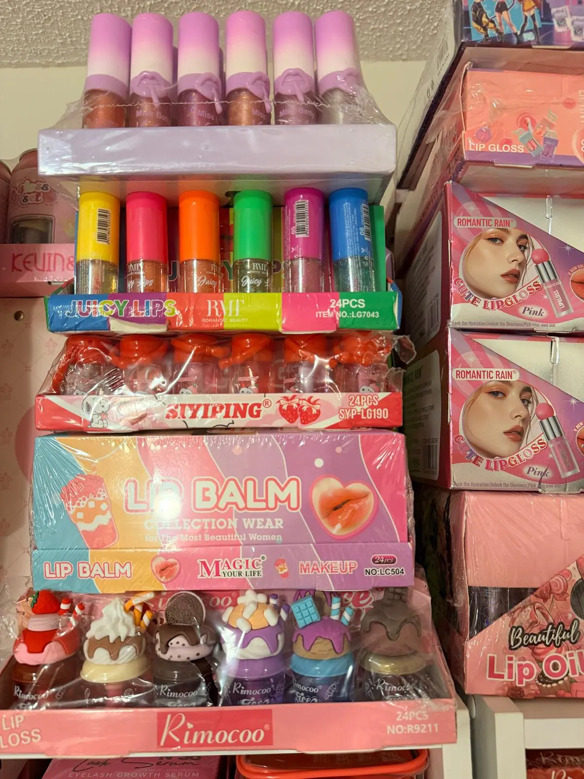 Wholesale makeup bundle- 4 dozen Wholesale makeup bundle- 4 dozen