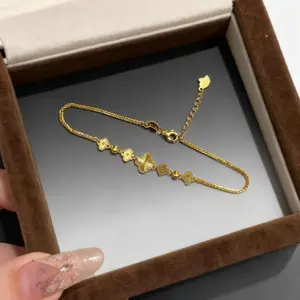 Golden Retro Flower Bracelet - Elegant Daily Wear for Ladies